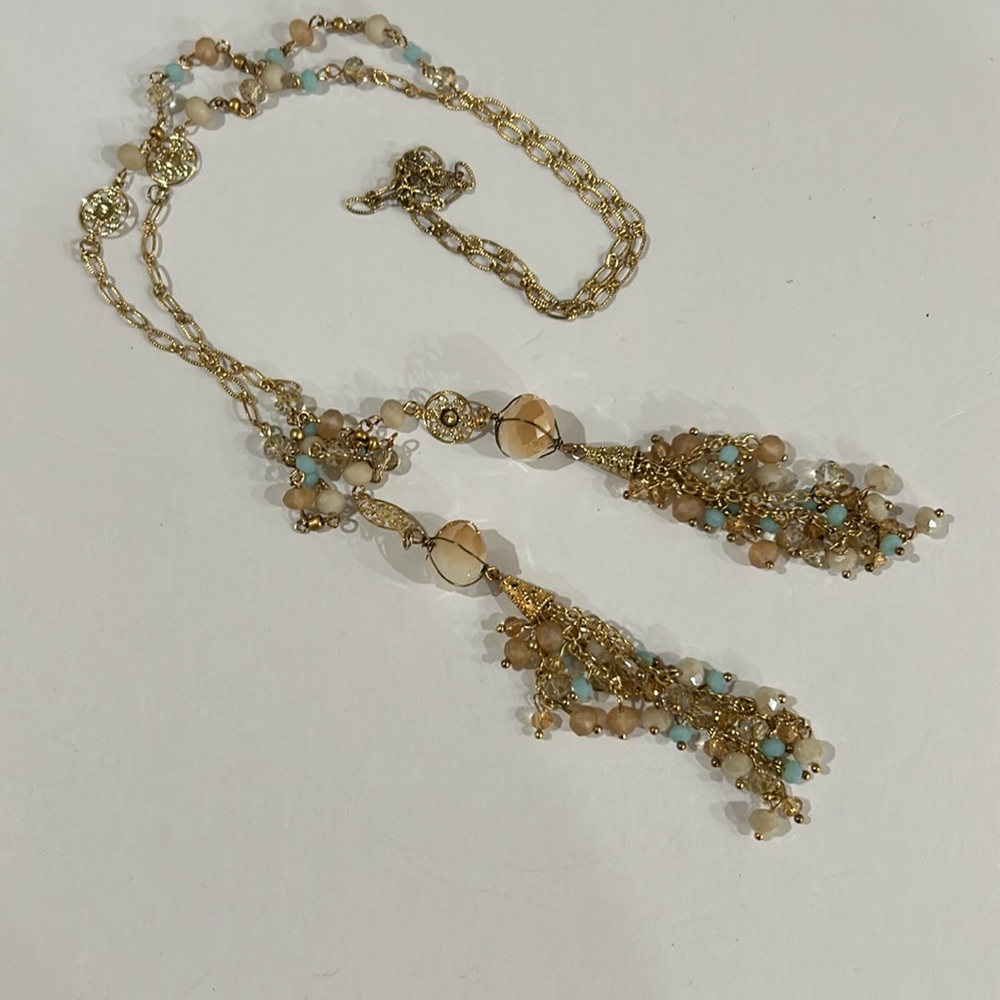 Beautiful Goldtone Lariat necklace